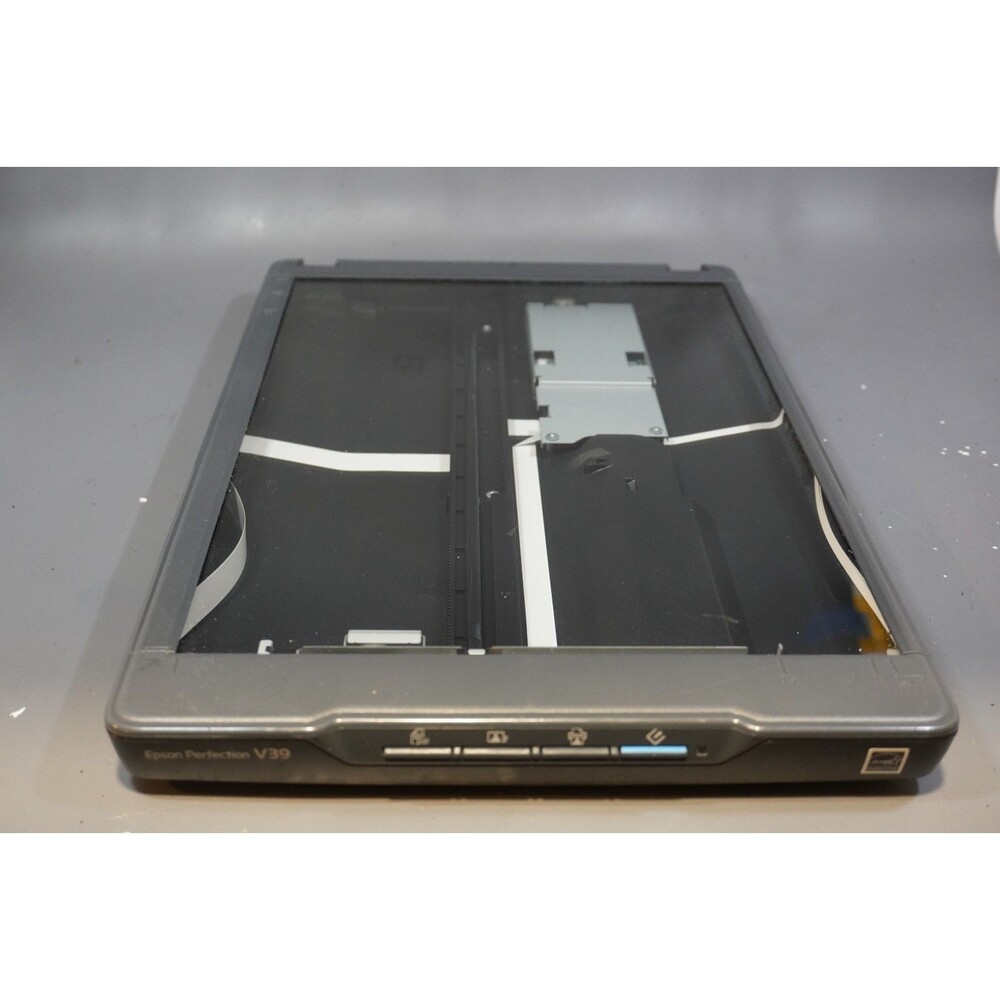Epson Perfection V39 Scanner Model J371A - Powers On Read